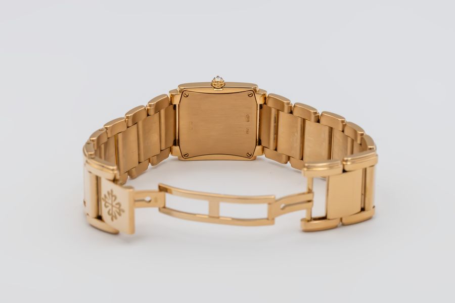 Patek Philippe Twenty-4 4910/11R-010